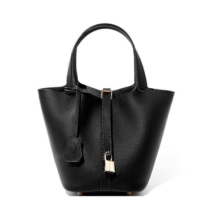Cléa Bucket Bag